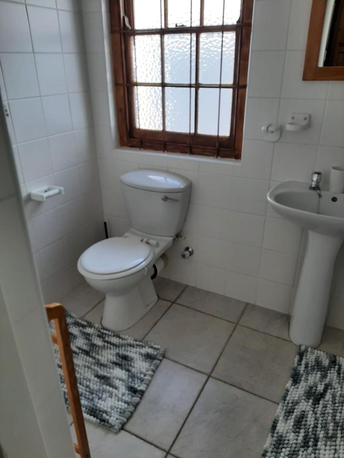 De Oude Yotclub Bed & Breakfast Oudtshoorn Bagian luar foto