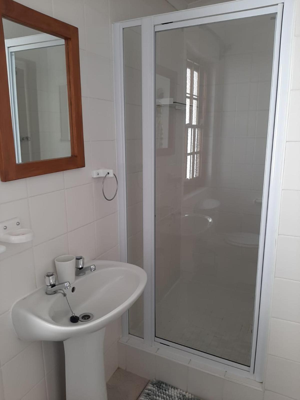 De Oude Yotclub Bed & Breakfast Oudtshoorn Bagian luar foto