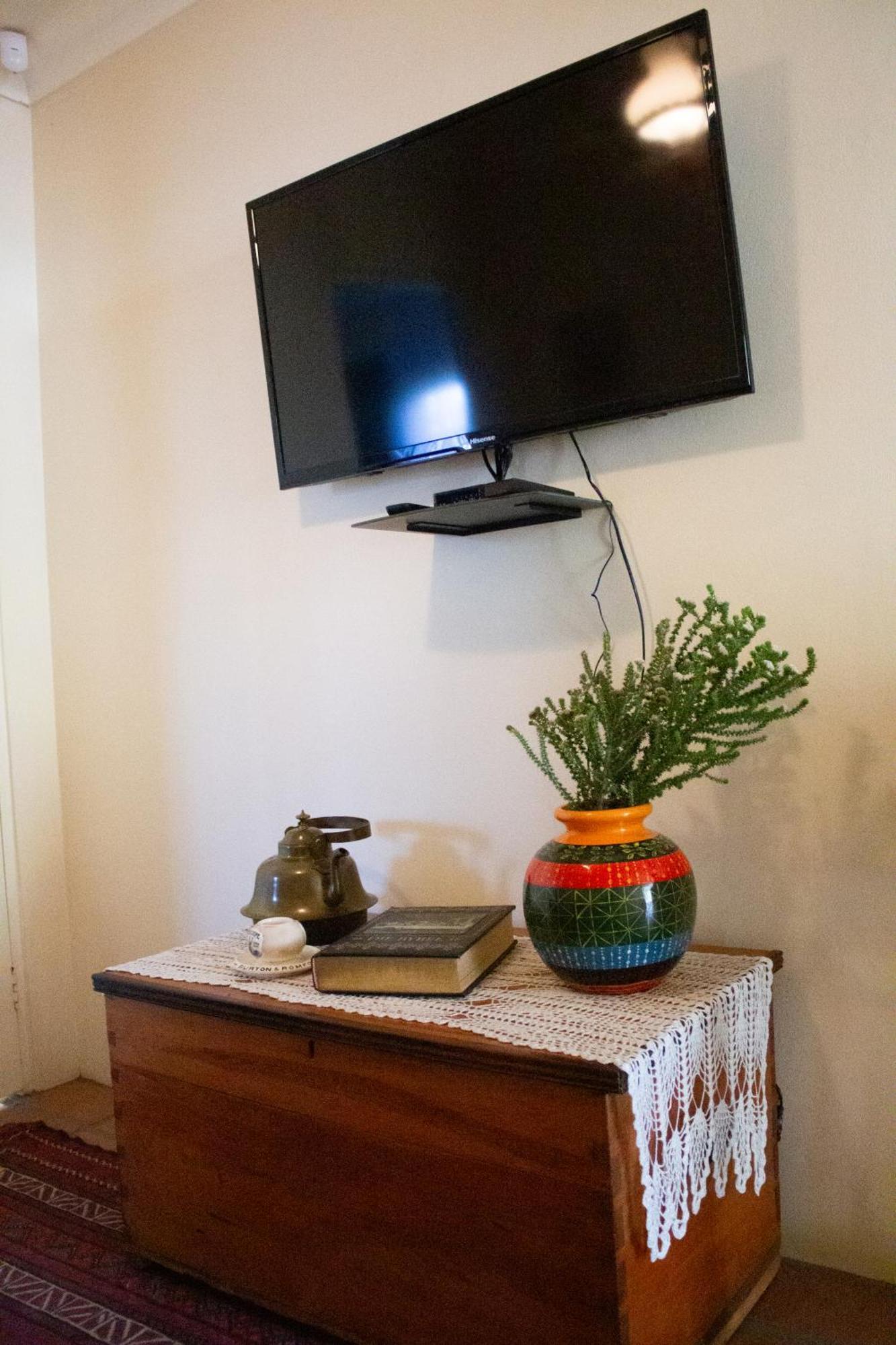 De Oude Yotclub Bed & Breakfast Oudtshoorn Bagian luar foto
